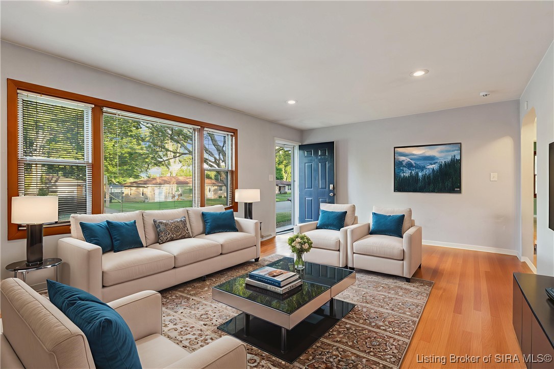 117 Rossmoore Drive