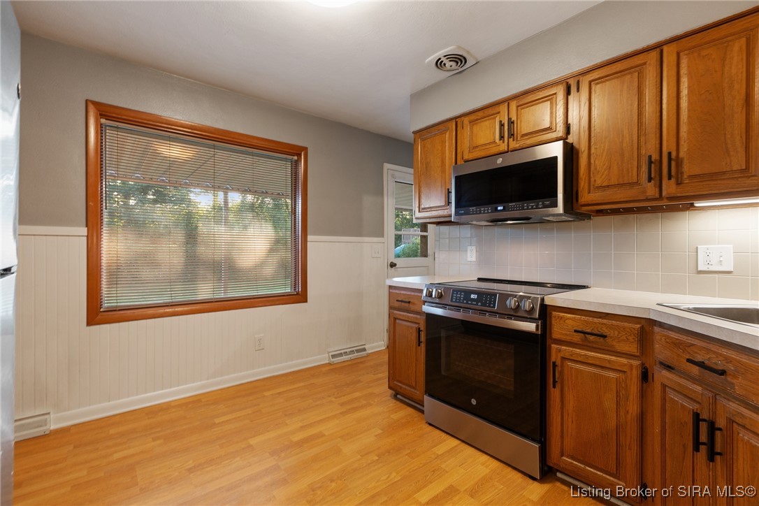117 Rossmoore Drive