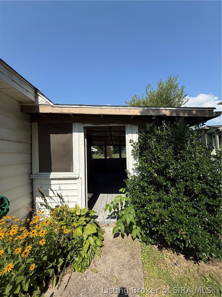 605 Lincoln Boulevard