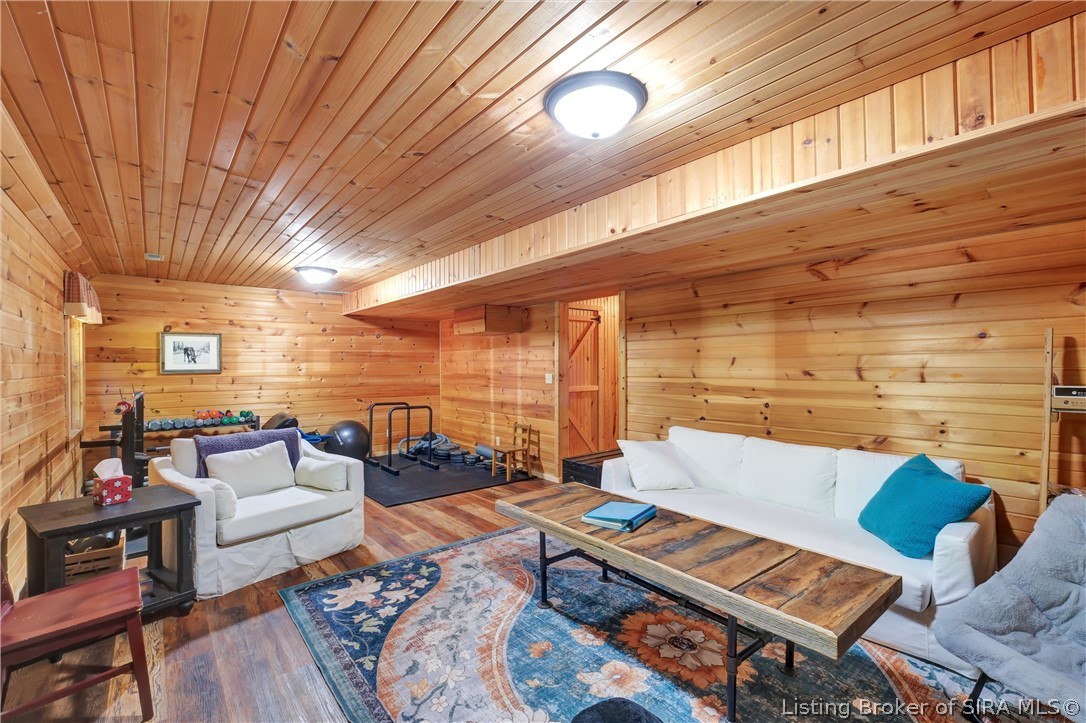 2715 Sunset Trail