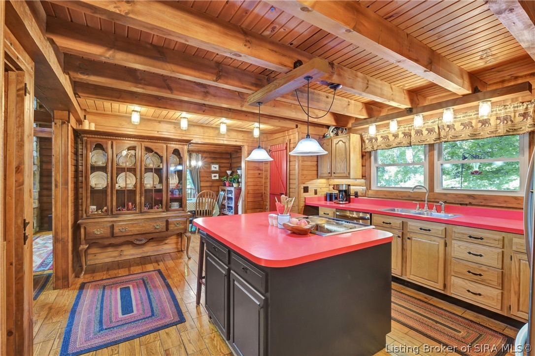 2715 Sunset Trail