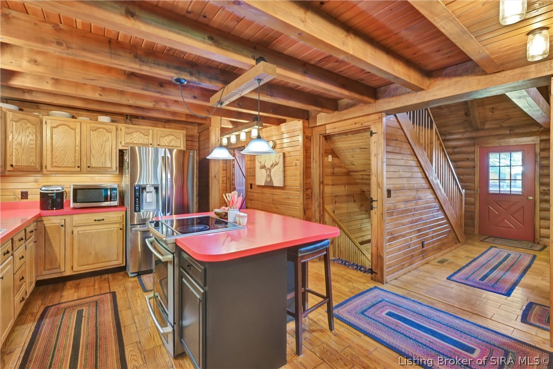 2715 Sunset Trail