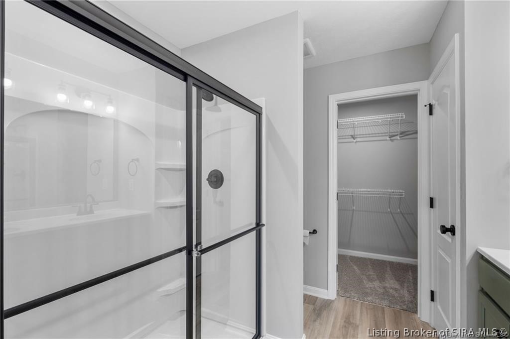 8208 Crescent Cove
