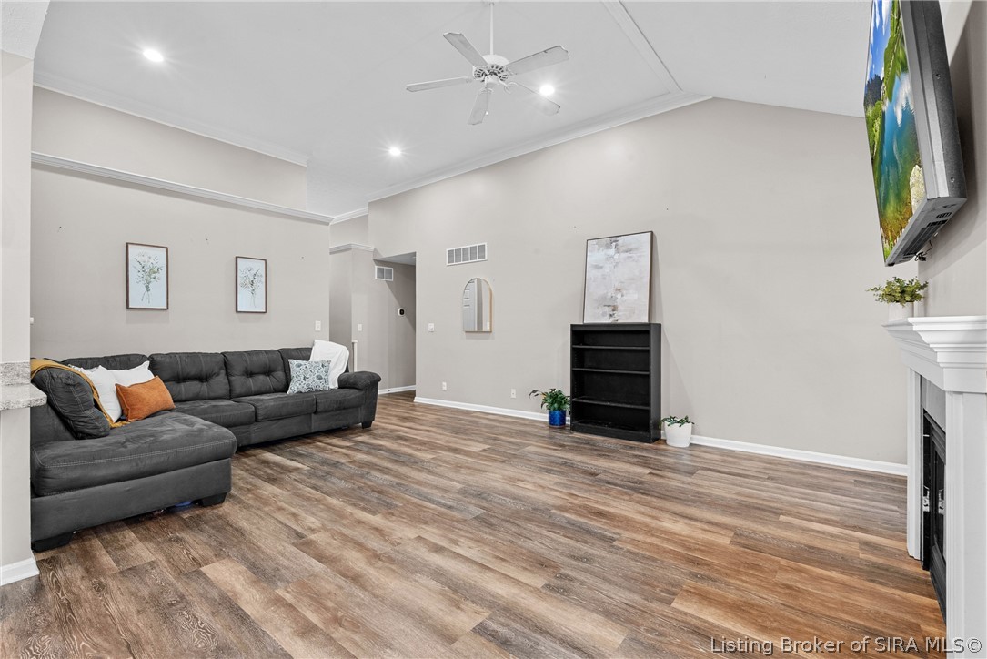 1115 Carter Drive
