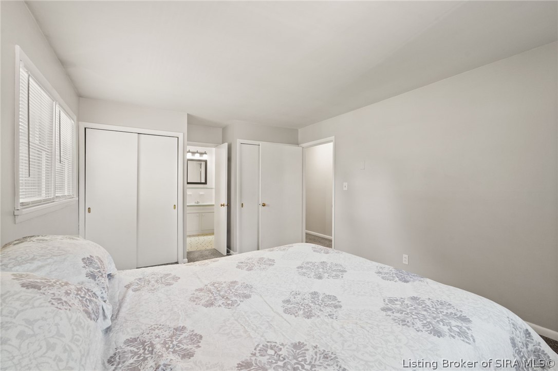 104 W Maplewood Drive