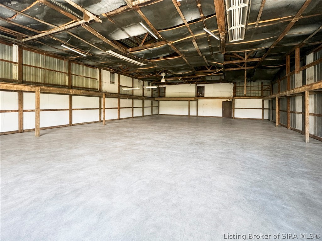 6501 N Highway 11 SE