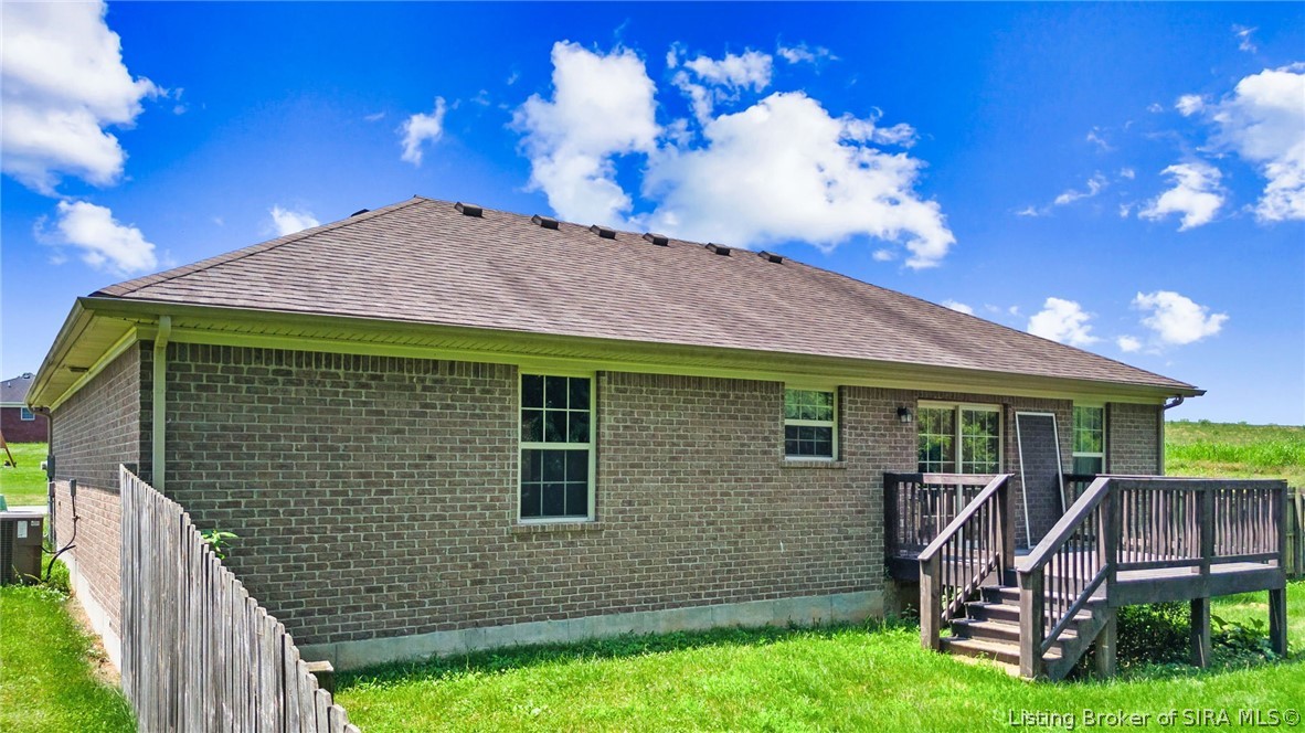 8840 Saddle Ridge Trail