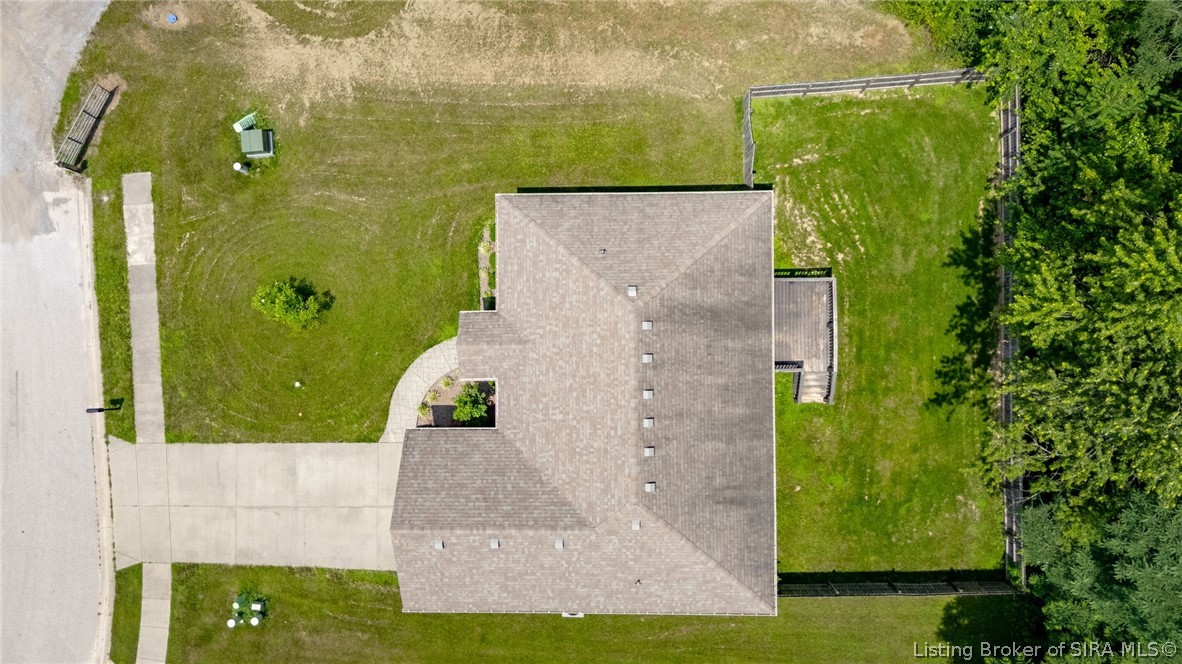 8840 Saddle Ridge Trail