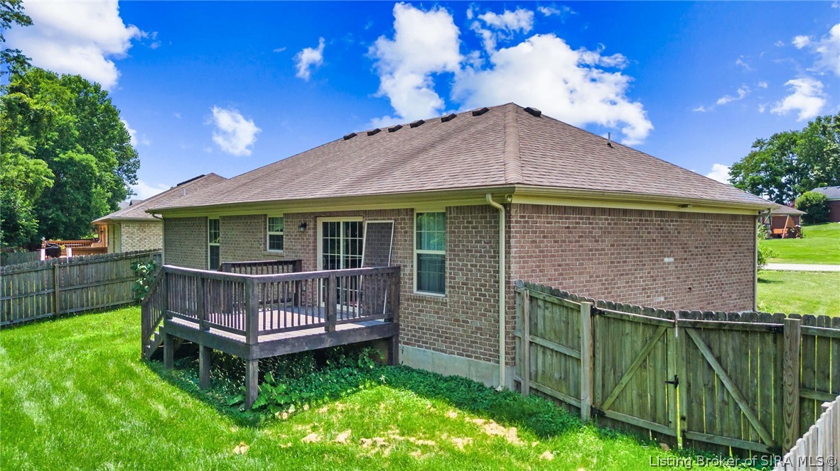 8840 Saddle Ridge Trail