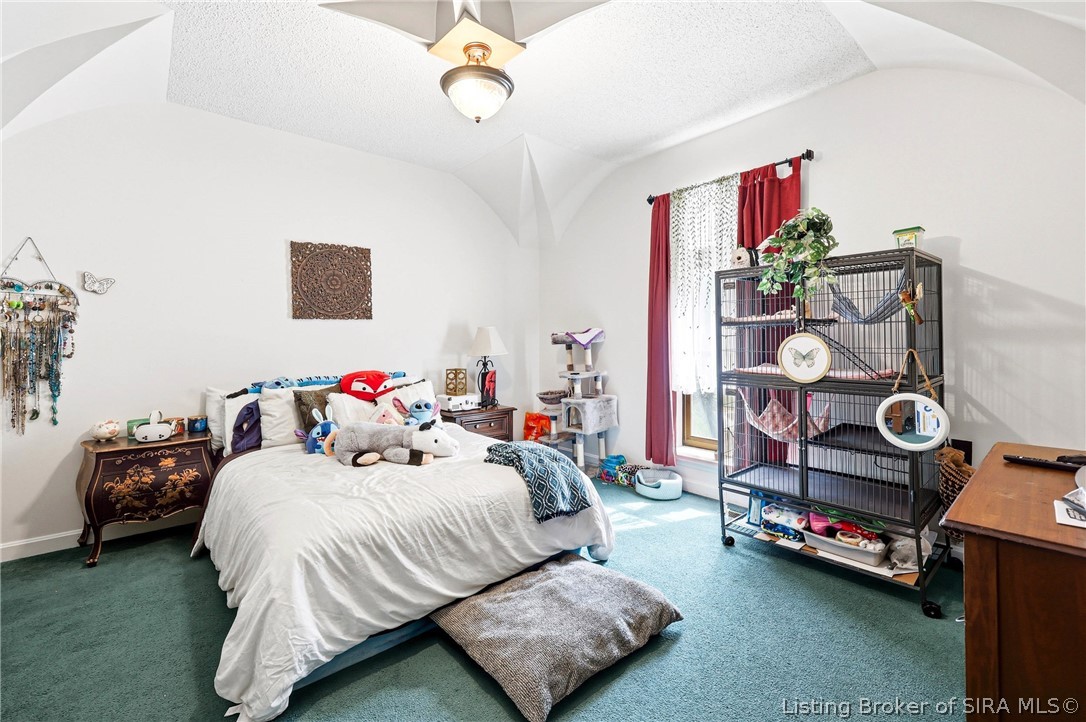 21413 Cabin Hill Road