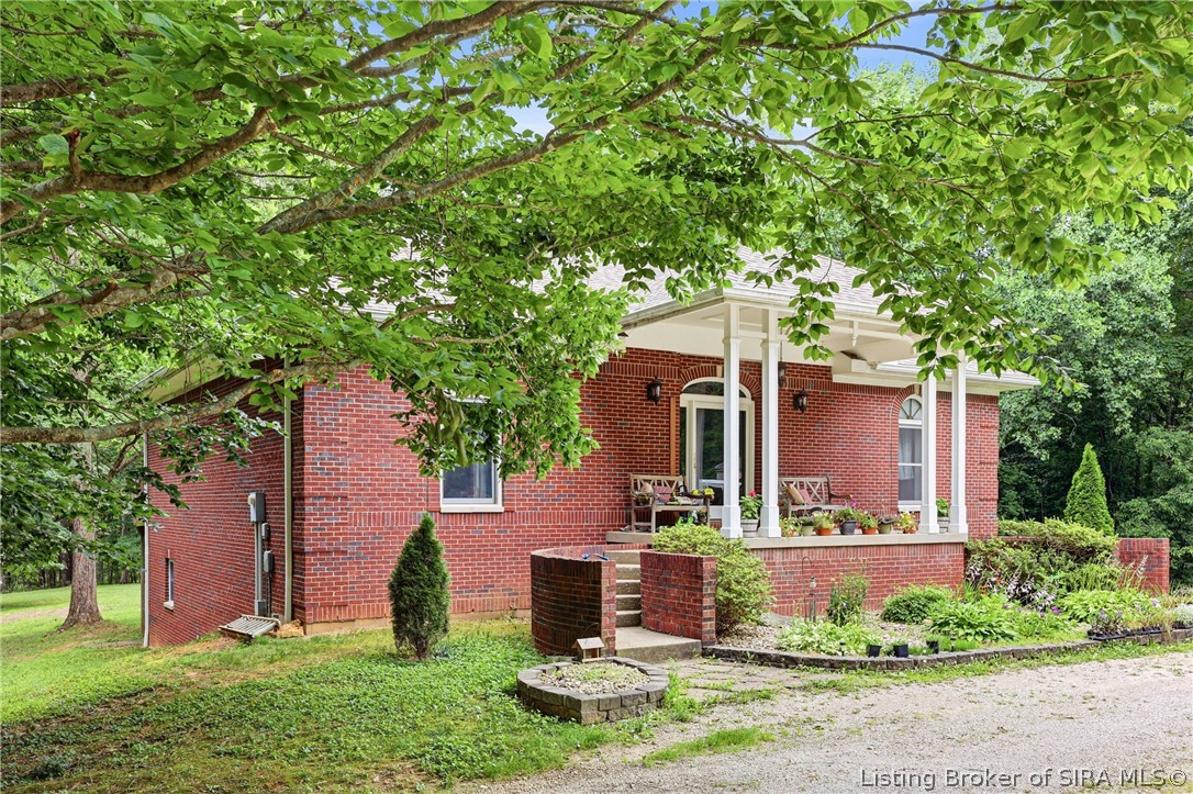 21413 Cabin Hill Road