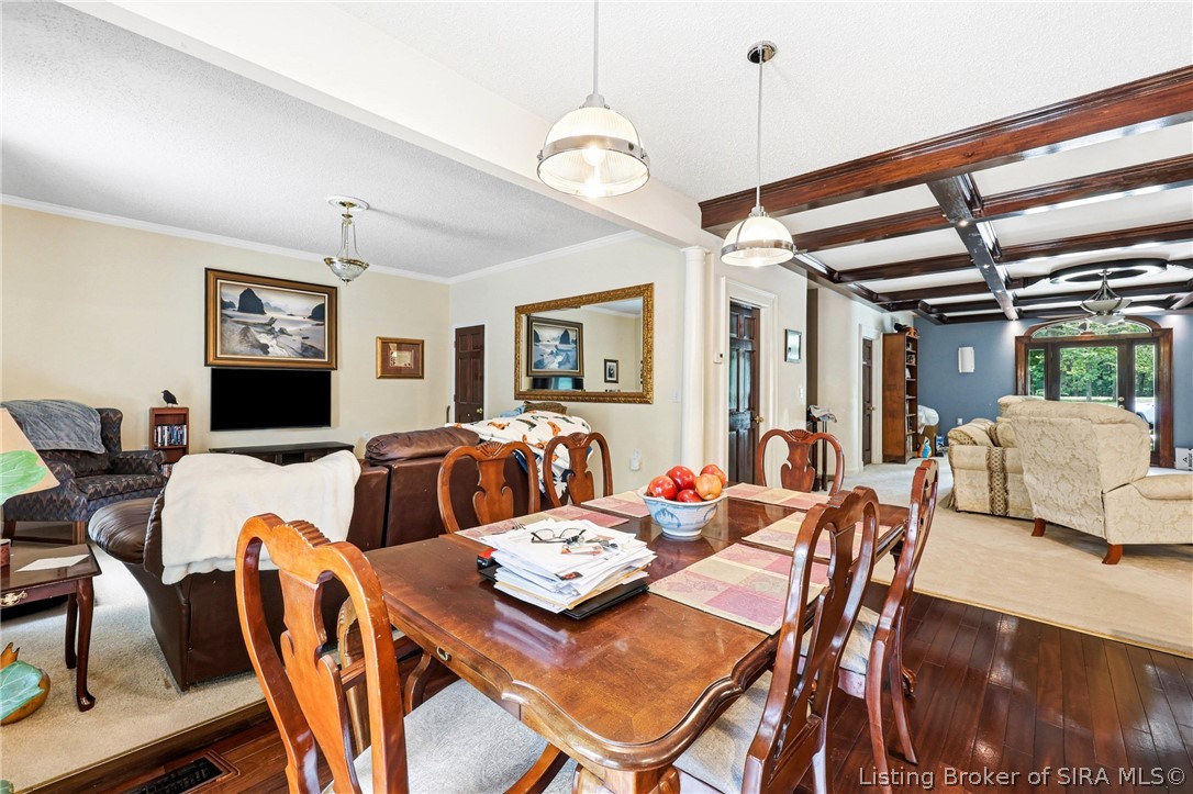 21413 Cabin Hill Road