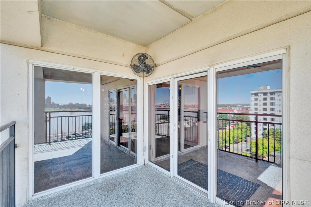 1 Riverpointe Plaza 701