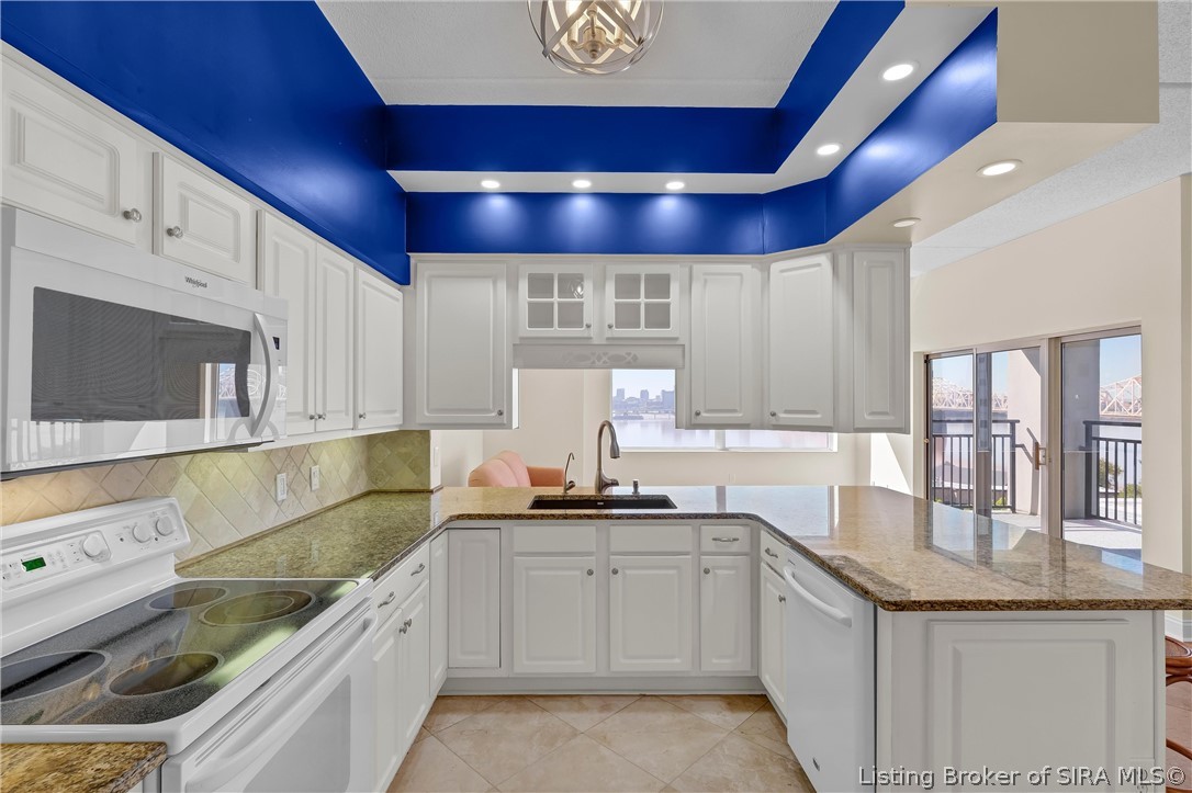 1 Riverpointe Plaza 701