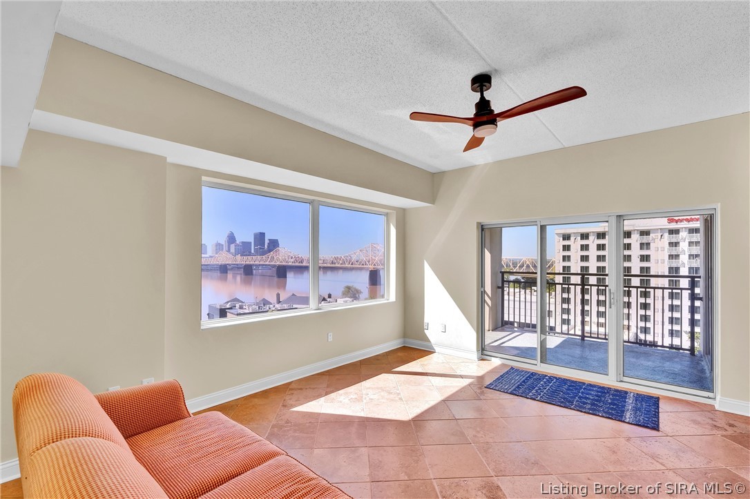 1 Riverpointe Plaza 701