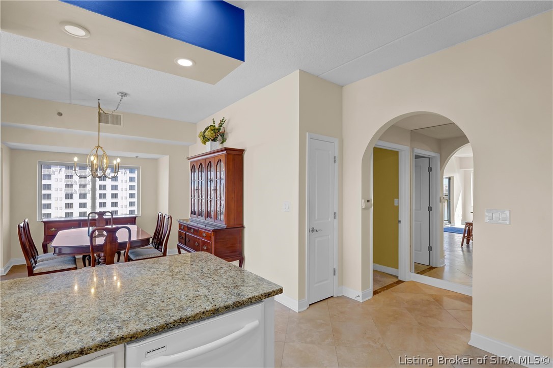 1 Riverpointe Plaza 701