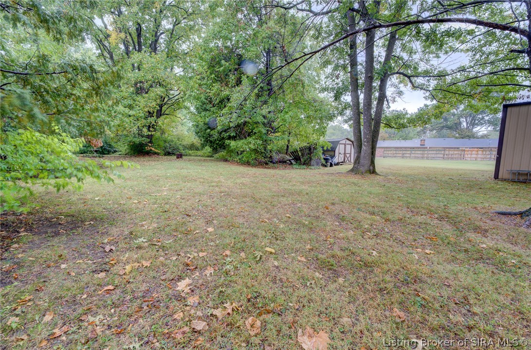 7007 Highway 31 E