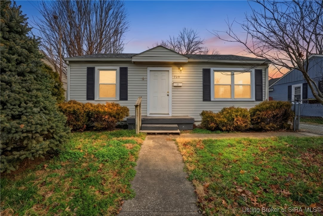 709 Crestview Court