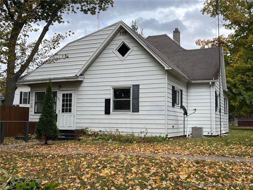 1109 Pontiac Street