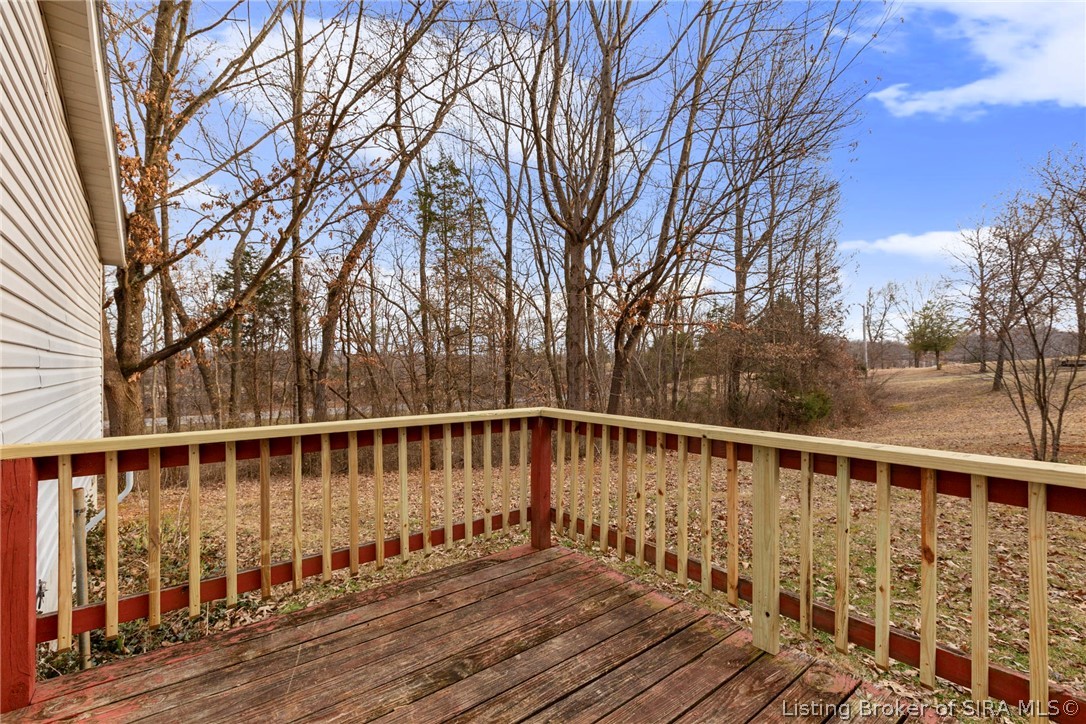 4235 NE Hwy 135