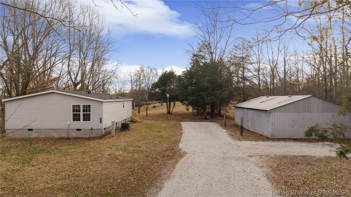 4235 NE Hwy 135