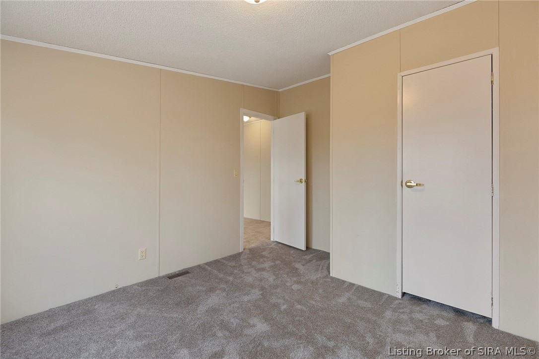 4235 NE Hwy 135