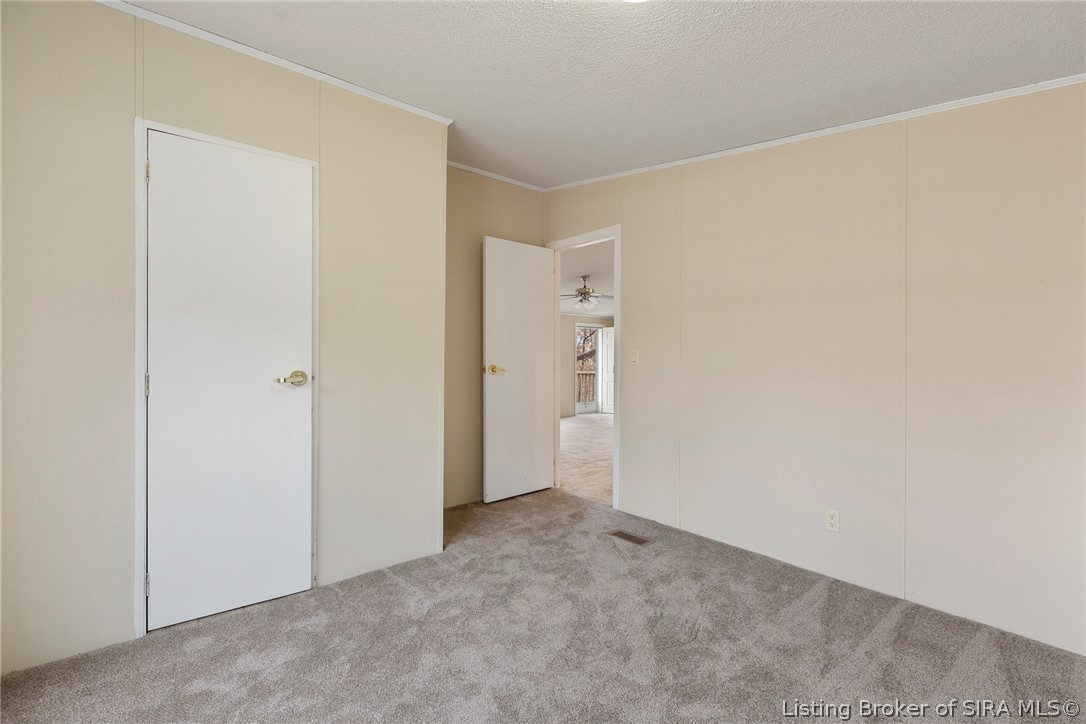 4235 NE Hwy 135