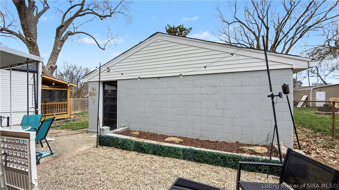 820 Watt Street