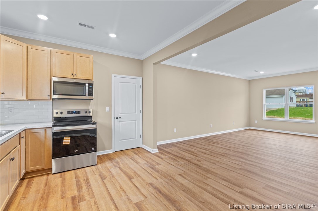 123 Bucheit Street 2