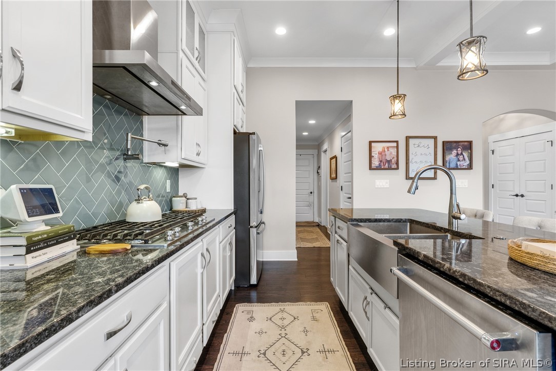 3510 Alexis Drive