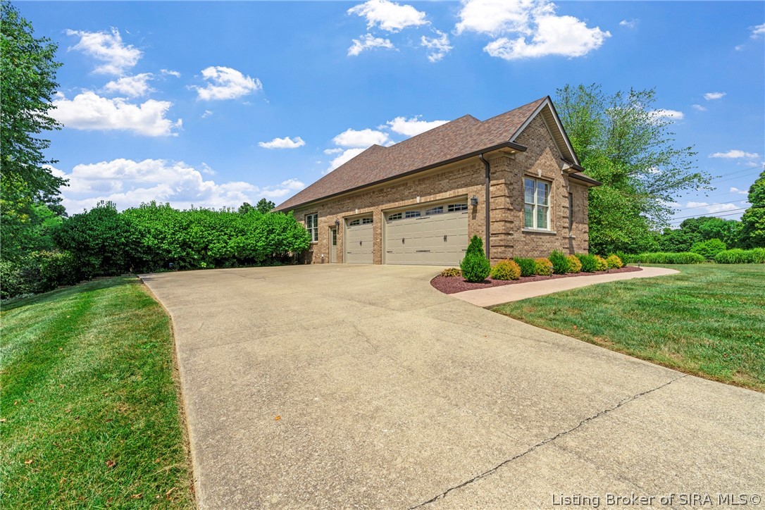 6700 Sunny Drive