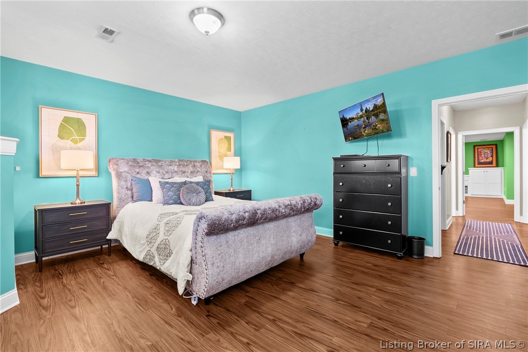 6700 Sunny Drive