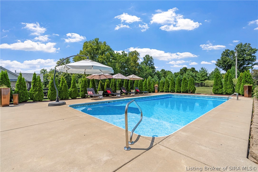 6700 Sunny Drive