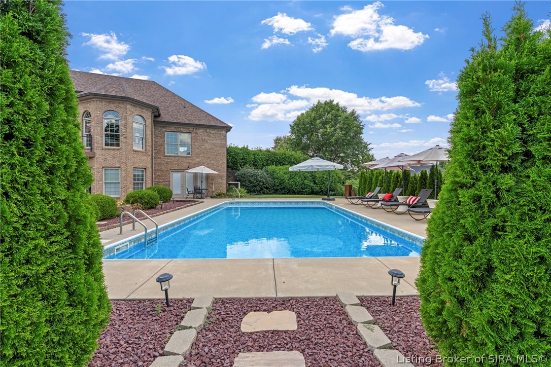 6700 Sunny Drive