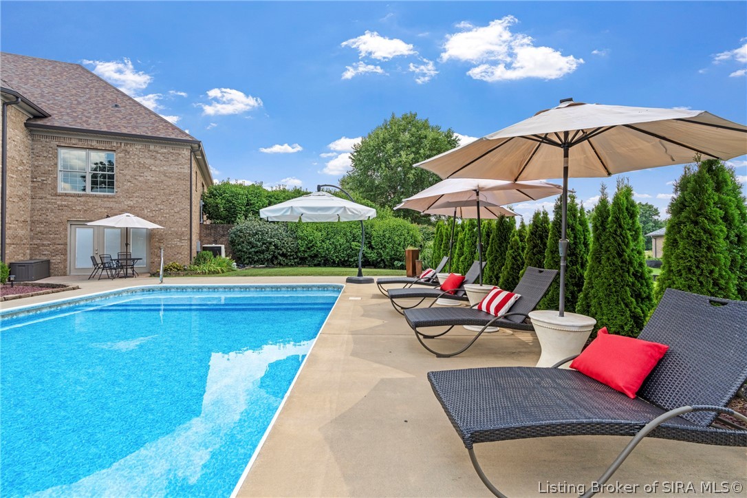 6700 Sunny Drive