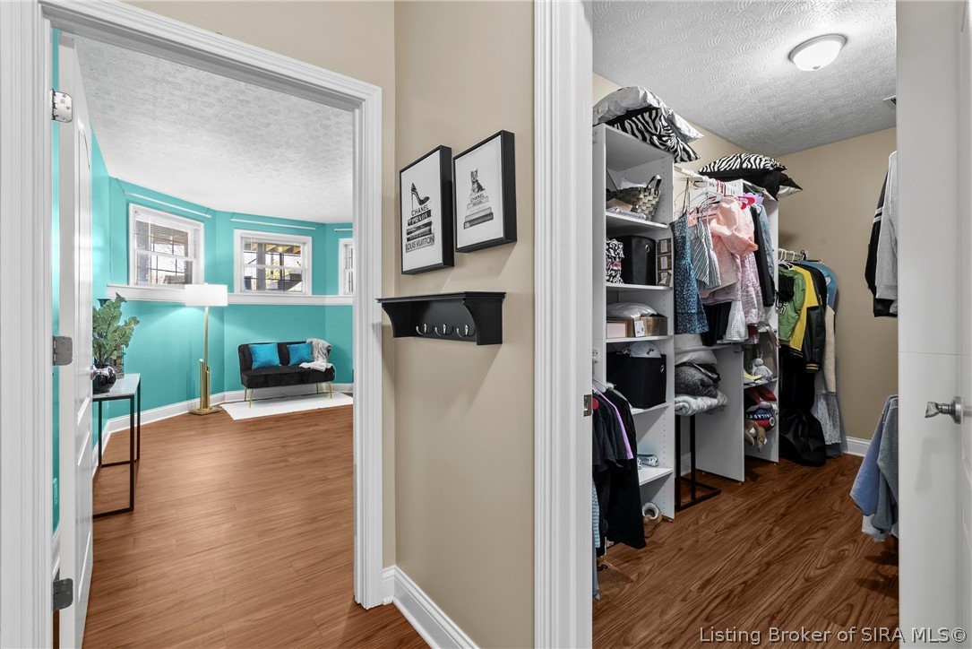 6700 Sunny Drive