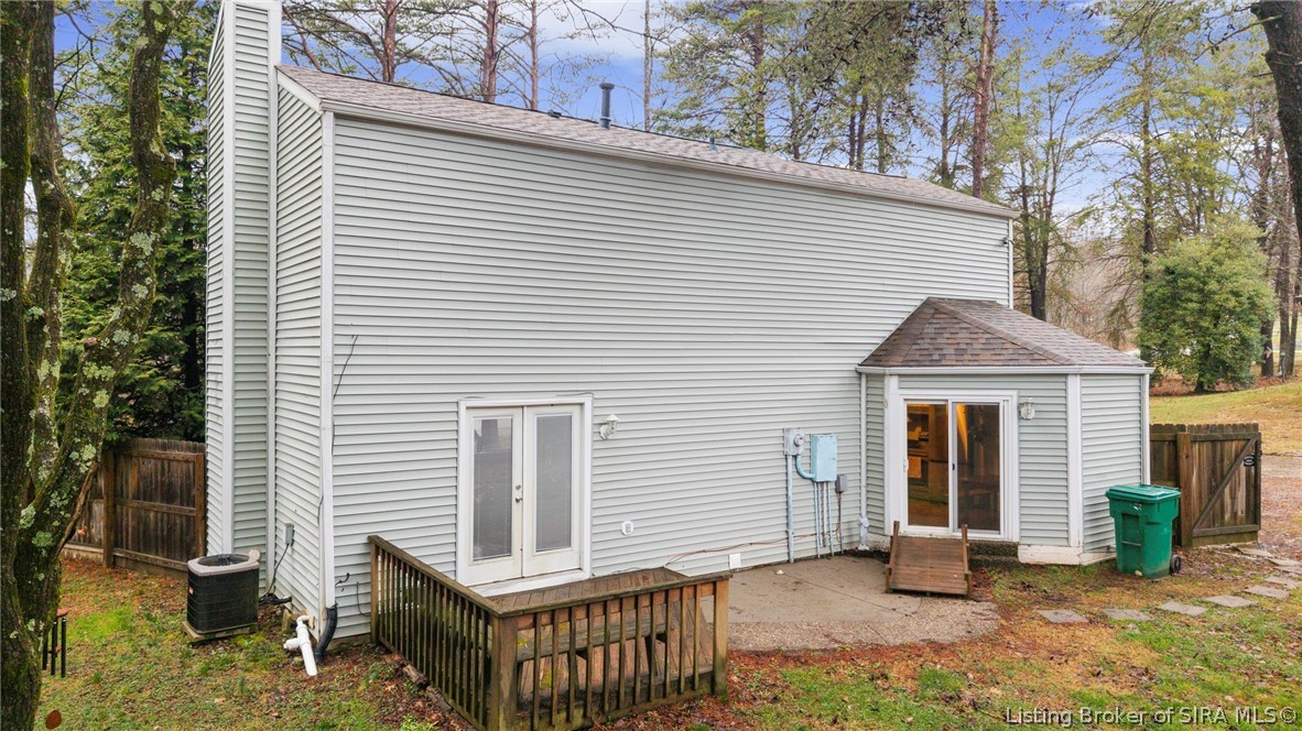 1135 Pinewood Drive