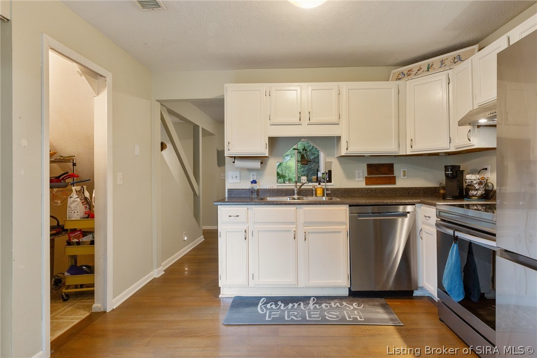 1135 Pinewood Drive