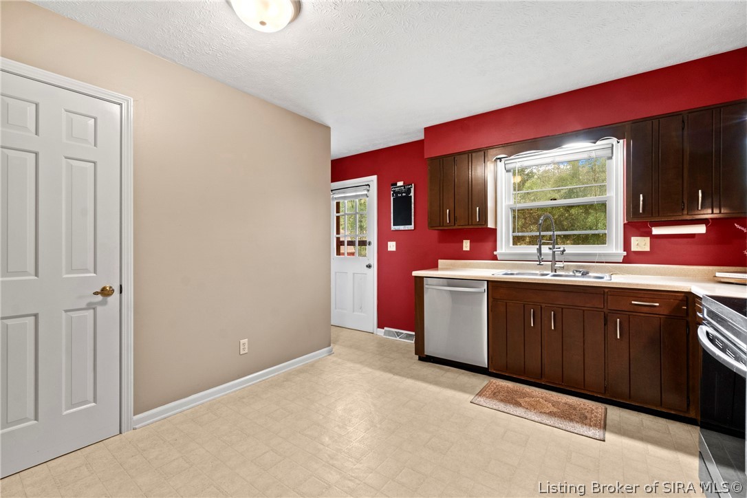 3403 Jaffrey Drive