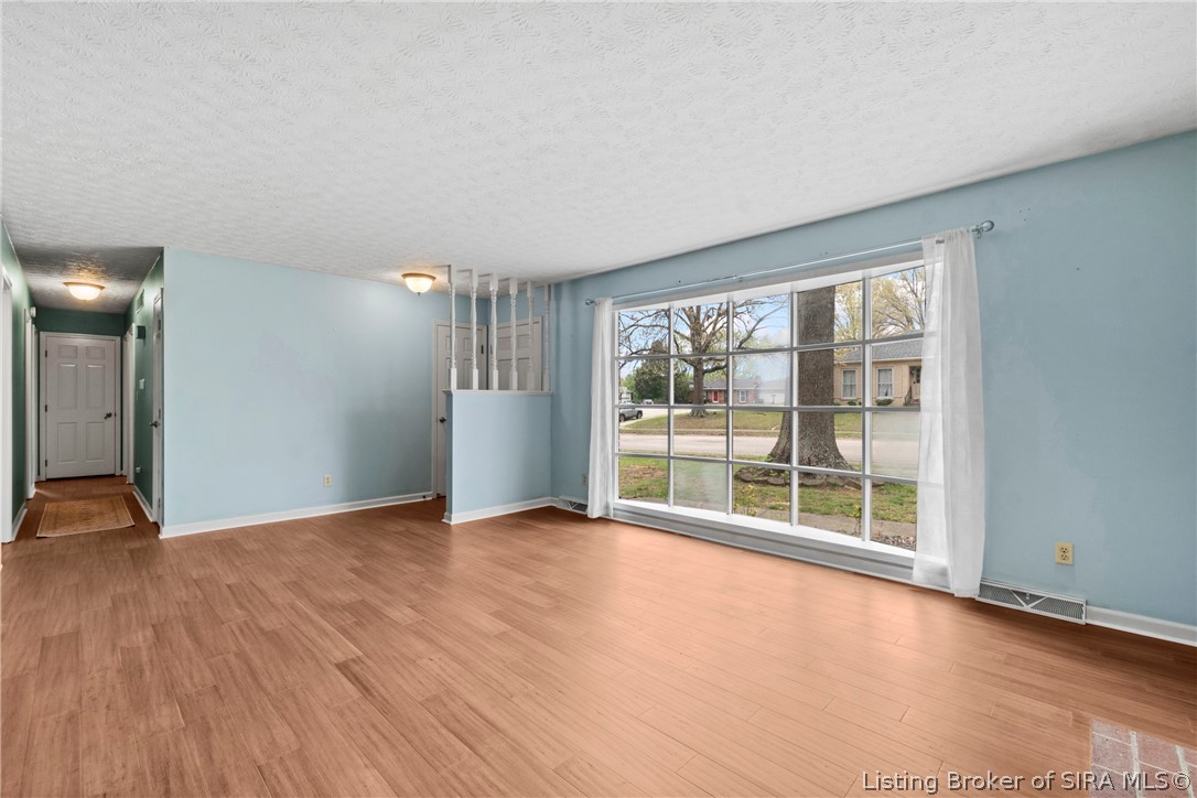 3403 Jaffrey Drive