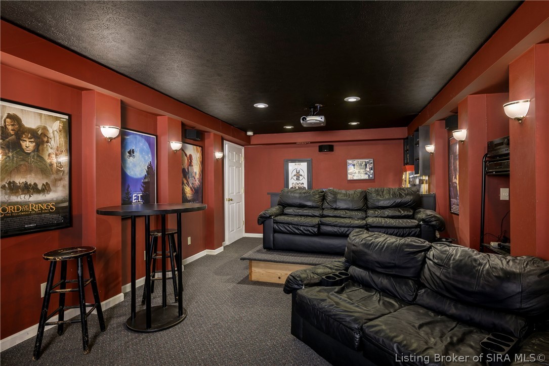7456 Saddlebrook Court