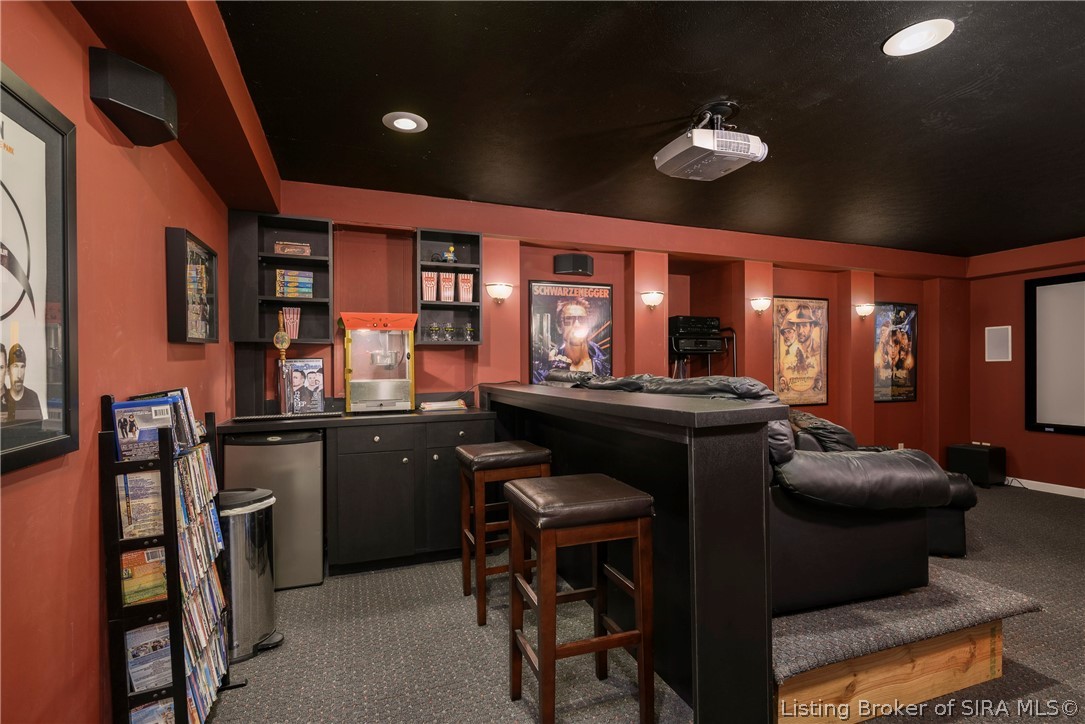7456 Saddlebrook Court