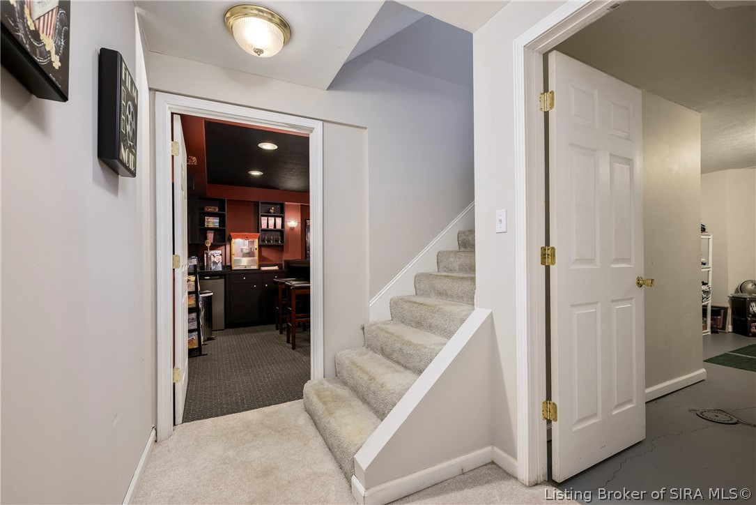 7456 Saddlebrook Court