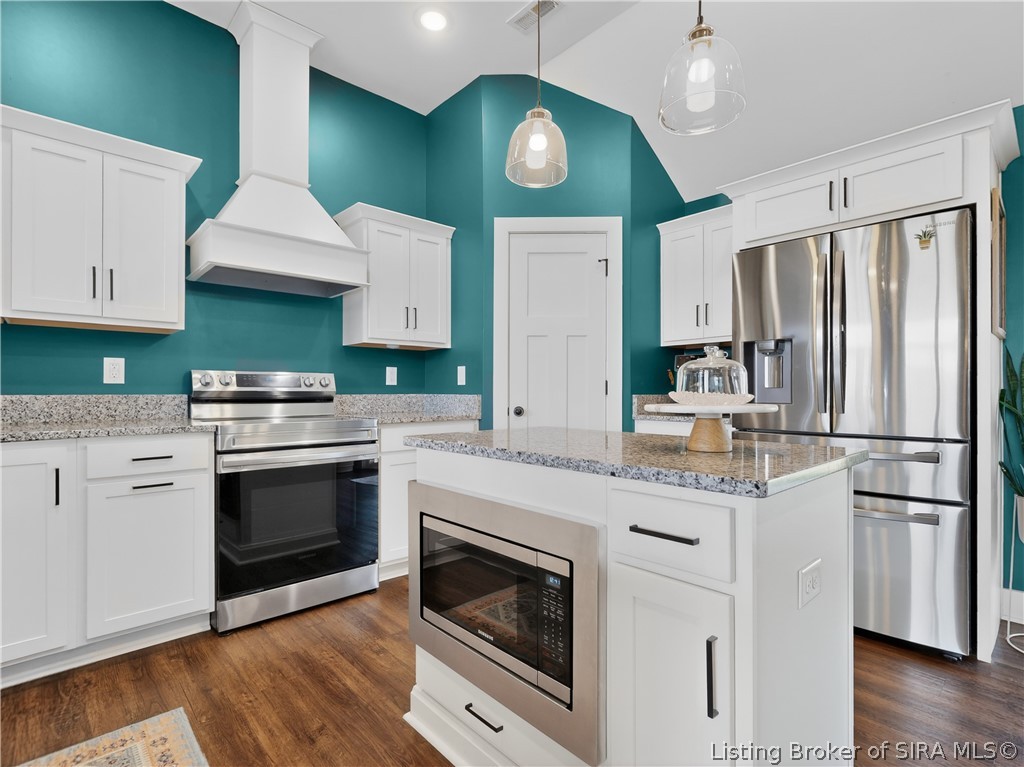 4215 Janet's View