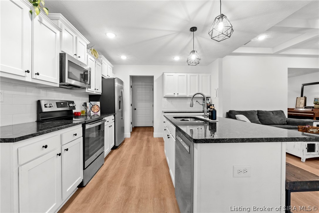 8034 Hudson Lane