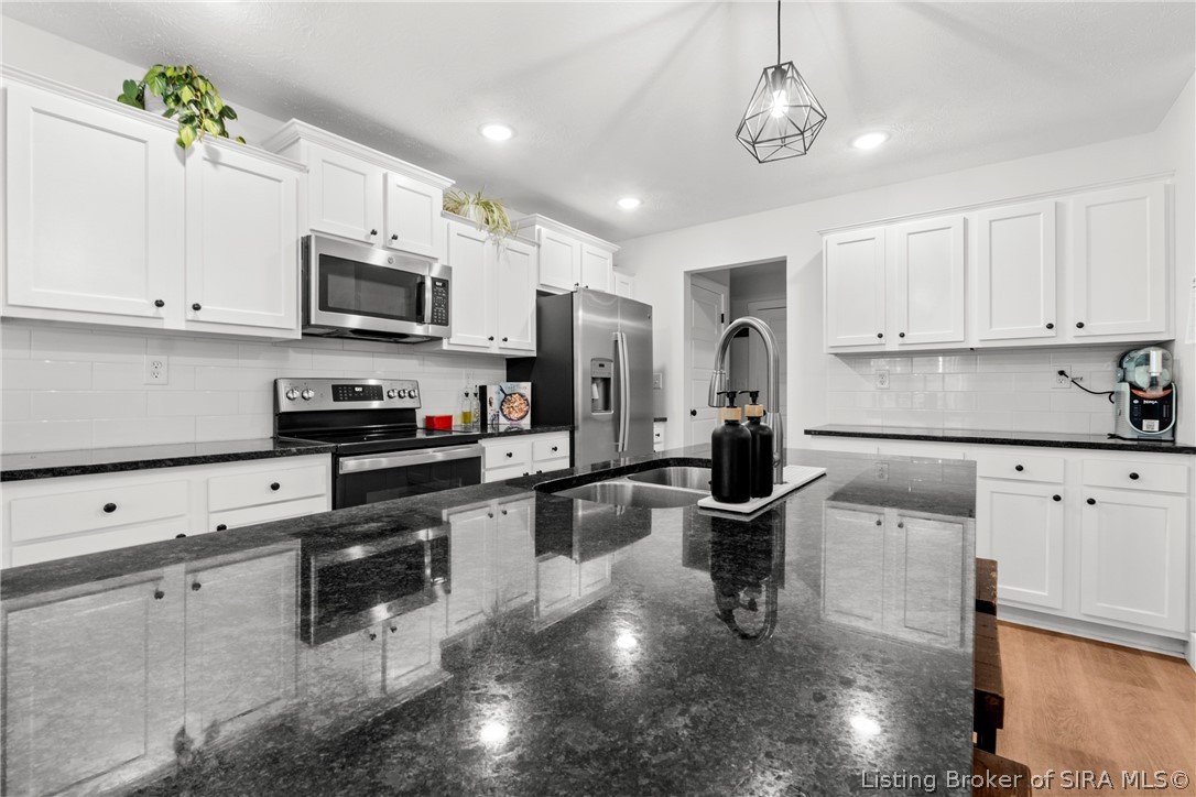 8034 Hudson Lane