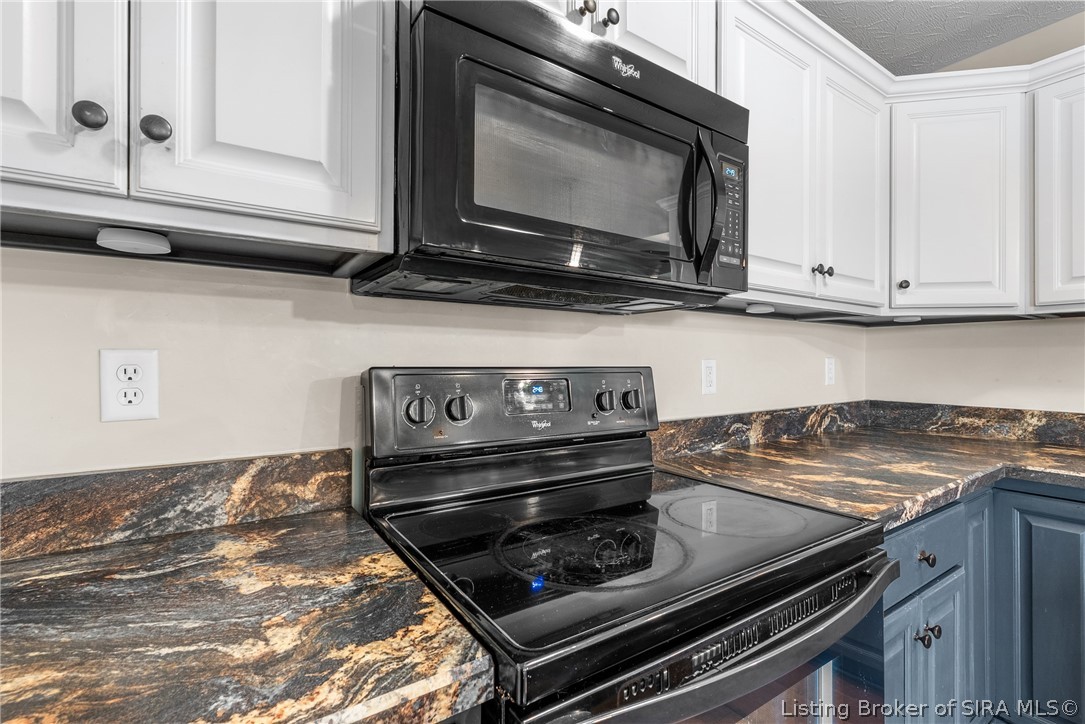 484 Clara Lee Court