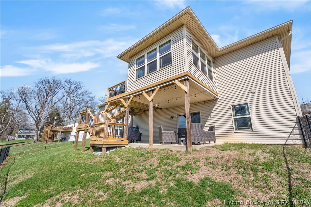 484 Clara Lee Court