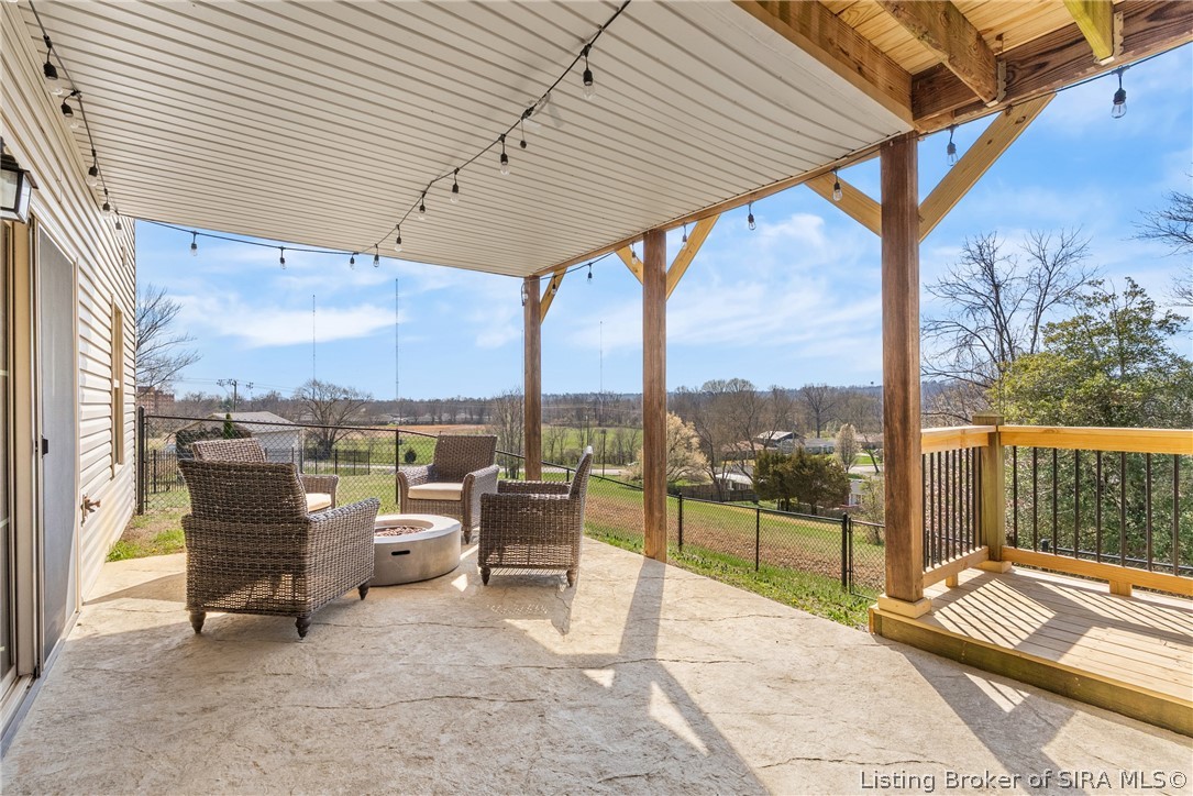 484 Clara Lee Court