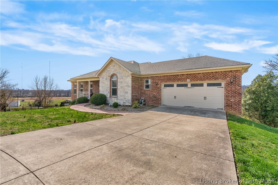 484 Clara Lee Court